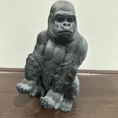 ウービア　スマートフォンスタンド　ゴリラフィギュア約18㎝