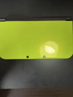[超美品]newニンテンドー3ds llライム×ブラック　カバー充電器付属