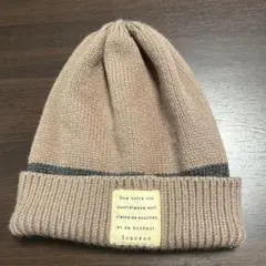ベージュ 折り返しニット帽 グレーのストライプ