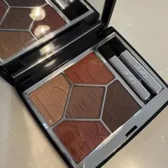 ディオール サンク クルール クチュール 683