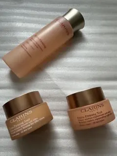 CLARINS Extra-Firming 化粧水、昼クリーム、夜クリーム