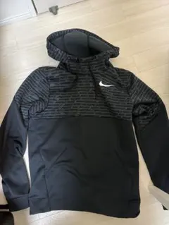 Nike ストライプパターン フード付きパーカー