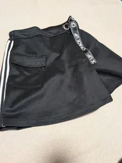 ショートパンツ