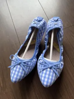 新品 未使用 バタフライツイスト 携帯折りたたみシューズ36のサムネイル