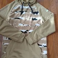 NIKE　 ベージュカモフラパーカー　Мサイズ