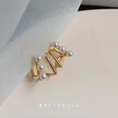 Item thumbnail for item 2df9c9e9-db6a-46ce-bbe7-d428363ff9ef