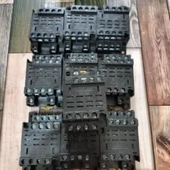 オムロン リレーソケット PTF14A-E 10個 新品