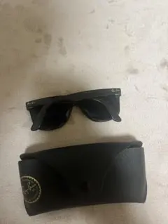 Ray-Ban ブラック サングラス ケース付き
