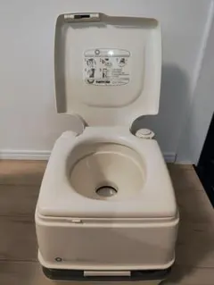 【未使用】THETFORD　ポータブルトイレ　PPQ335　簡易水洗トイレ 未使用】THETFORD ポータブルトイレ PPQ335 簡易水洗トイレ 未使用