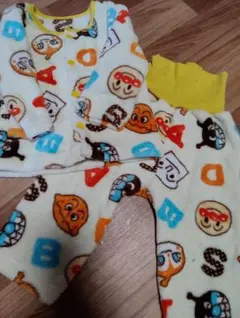 アンパンマン　もこもこ冬用 ベビーパジャマ　　90