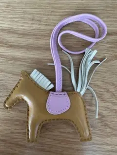 HERMES ロデオ チャーム pm セサミ　クレ　モーヴシルベストル