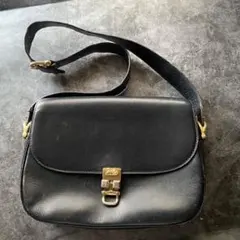 2601-147｜美品｜イヴサンローラン ショルダーバッグ レザー ブラック 