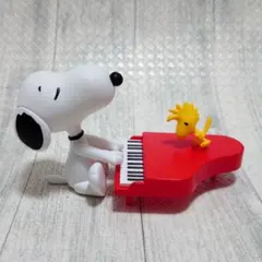 スヌーピー メディコムトイ udf フィギュア　ピアニスト