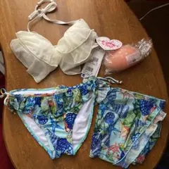♪ 新品　未使用　　水着4点セット