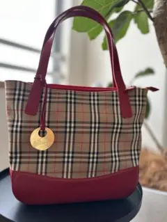 値下げ【新品未使用】バーバリー ハンドバッグ ノバチェック 赤 レッド