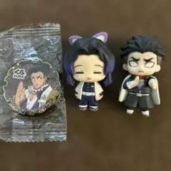 鬼滅の刃　フィギュアと缶バッジセット