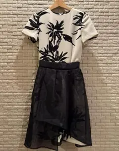 FRAY I.D 花柄ひざ丈ワンピース 半袖