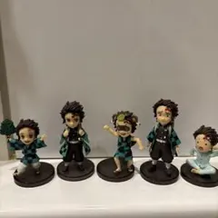 鬼滅の刃　竈門炭治郎　ワールドコレクタブル　フィギュア　5体セット