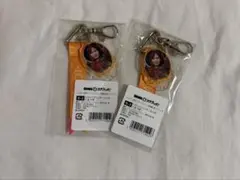 =LOVE DMMスクラッチ リボンアクリルキーホルダー大場花菜