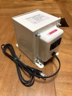 日章工業 SK-3300U 変圧器 3300W 100V⇔120アメリカ海外赴任 - メルカリ