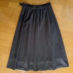 【新品タグ付き】値下げ！ジェイプレスフレアスカート 9号　チャコールグレーのサムネイル