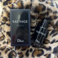 Dior SAUVAGE Eau de Toilette ソヴァージュのサムネイル