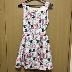 セーラームーン 20周年 ワンピース　ISETAN コラボ ハニーバンチ 服のサムネイル