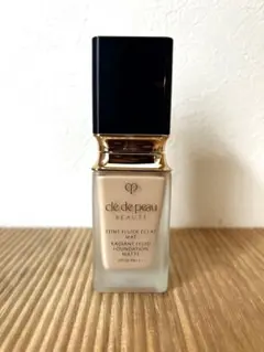 クレ・ド・ポー ボーテ タンフリュイドエクラ マット 35ml オークル00