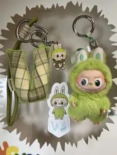 PIN FOR LOVE キーホルダーセット【V】イニシャルラブブ