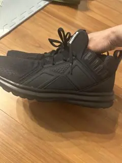 PUMA メンズスニーカー美品