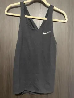 月末削除！Nike タンクトップ Sサイズ ブラック クロスバック