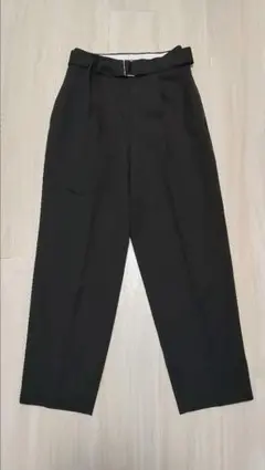 Mila Owen 共ベルト付コクーンテーパードパンツ