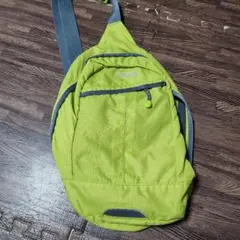 Coleman　ボディーバッグ　ライム