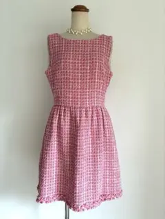未使用ANNA MOLINARI リボン柄ストレッチタイトスカートサーモンピンク 未使用ANNA MOLINARI リボン柄ストレッチタイトスカートサーモン