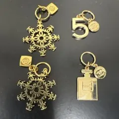 希少　CHANEL シャネル ノベルティ チャーム 4点　No.5 香水モチーフ