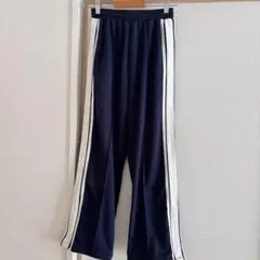 Item thumbnail for item 6fd9d0bf-bba4-406a-bd9b-22ca38529711