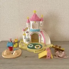 シルバニアファミリー　お城のおすなば　プールセット　おまけ付き
