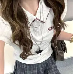 SHEIN ホワイト 襟付きTシャツ フリル 半袖トップス [65259189]