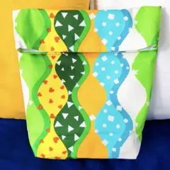 Item thumbnail for item ac1a46f9-cfef-42c5-8eb1-7b3ef2bb2f57