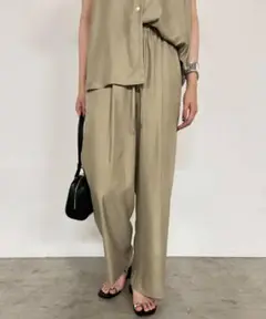 ラウンジドレス　Loungedress　パンツ　フィブリル　リラックスパンツ