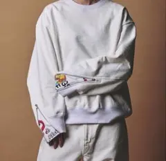 m.u × MOEK TRI GUSSET CUFFS SWEAT