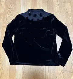 黒いベルベット調 長袖トップス
