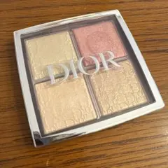 Dior バックステージ フェイス グロウ パレット004 ローズゴールド