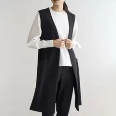 美品✨アンフィーロ　ロングジレ UVケア ウォッシャブル 接触冷感　黒 ブラックのサムネイル