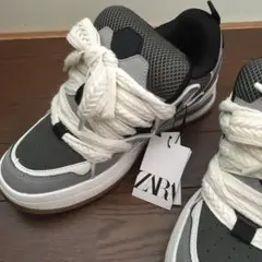 ZARA ザラ　スニーカー　メンズ