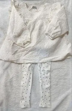 フリル付きトップスとレギンスセット　90