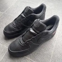 Supreme × Nike Air Force 1 Low "Black"のサムネイル
