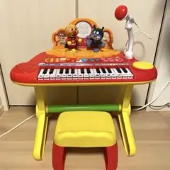 美品です！アンパンマンピアノ　いっしょにステージミュージックショー