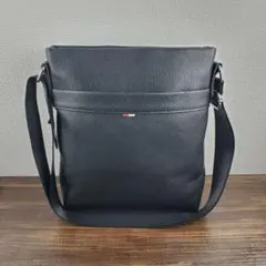 美品】良品工房 日本製 本革 レザー ショルダーバッグ 黒 シボ革 縦型 
