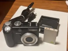 NIKON ニコン COOLPIX P5000 デジカメのサムネイル